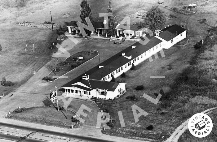 Revere Motel - 1963 Aerial